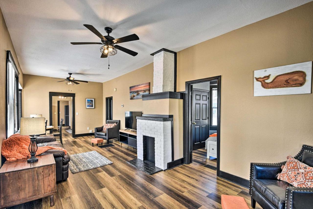 Downtown Deland Home Walk To Stetson University! Exterior photo